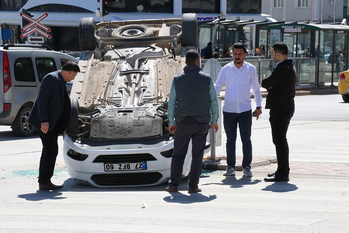 Gaziantep’te kaza: Biri çocuk 4 yaralı